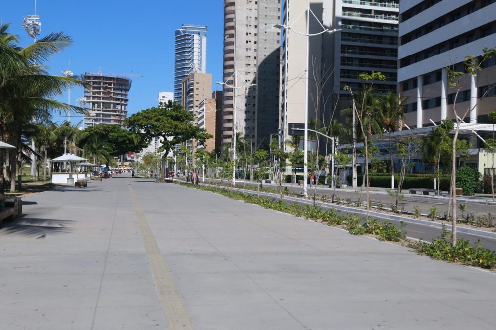 Calçadão requalificado da Praia de Iracema